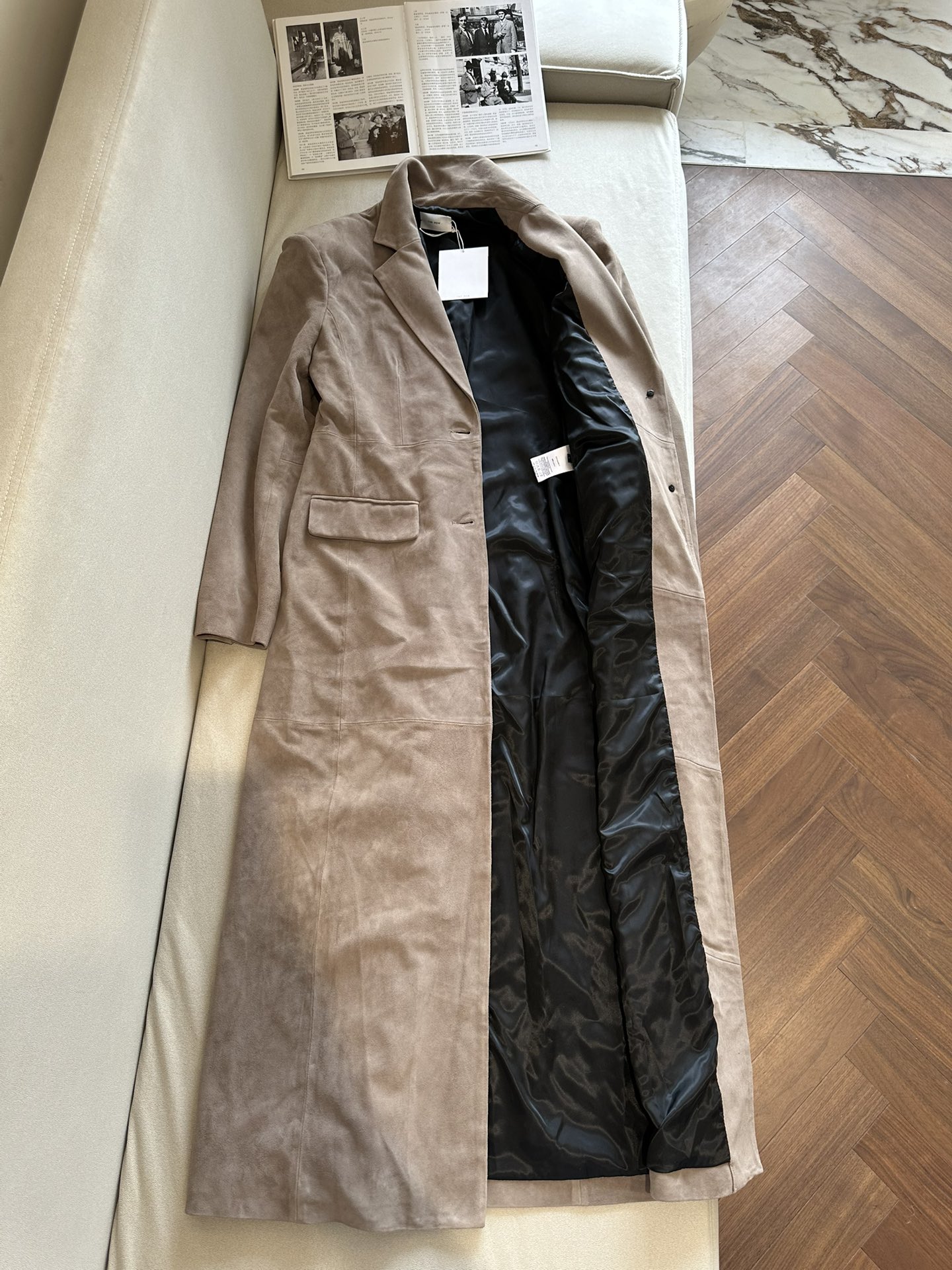 THE ROW Женское пальто из замши THE ROW Женское пальто из замши