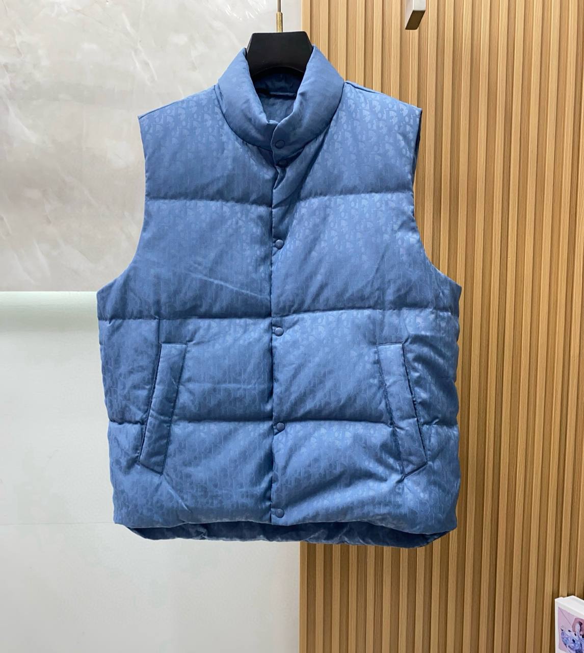 CHRISTIAN DIOR Мужской жилет CHRISTIAN DIOR Мужской жилет