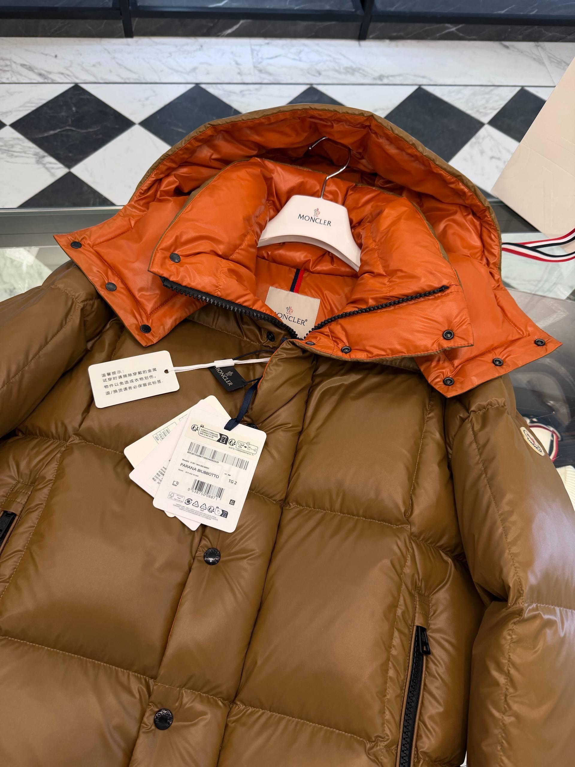 MONCLER Мужской утеплённый пуховик 