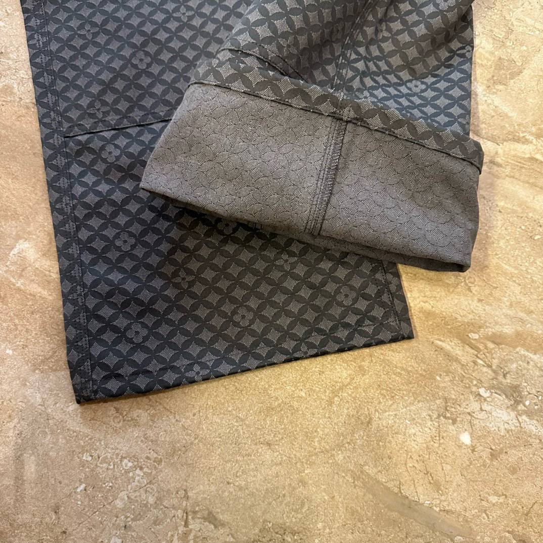 LOUIS VUITTON Мужские джинсы  LOUIS VUITTON Мужские джинсы