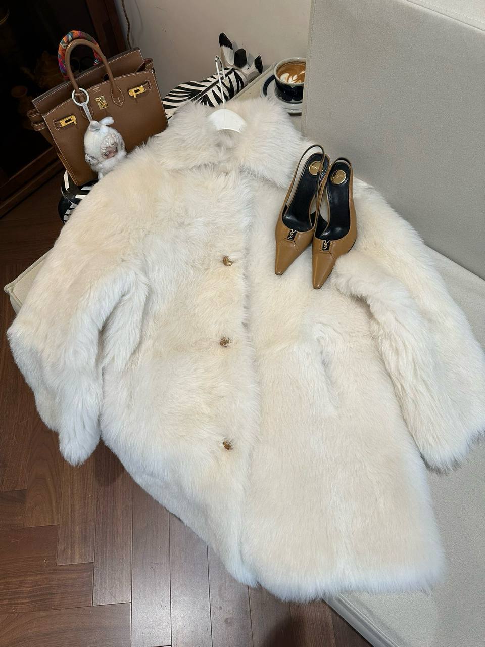 GUCCI Женская шуба из овчины GUCCI Женская шуба из овчины