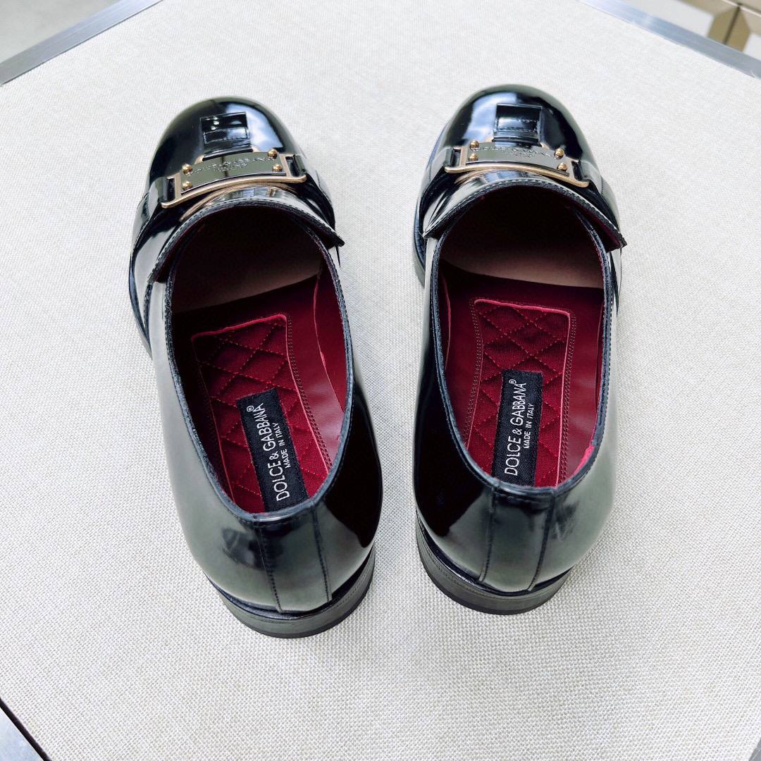 DOLCE & GABBANA (ДОЛЬЧЕ ГАББАНА) Мужские лоферы с пластинкой