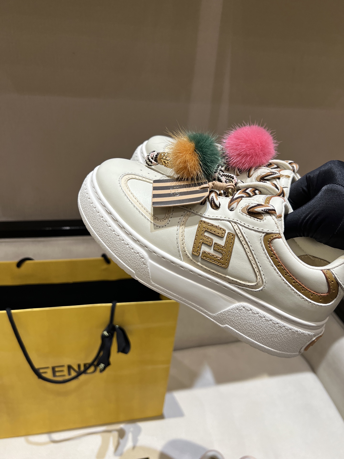 FENDI Женские кроссовки Match FENDI Женские кроссовки Match
