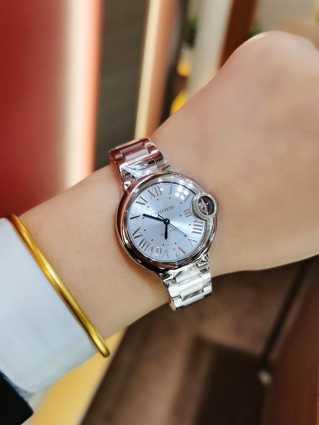 CARTIER Женские часы Ballon Bleu WSBB0062 33 мм CARTIER Женские часы Ballon Bleu WSBB0062 33 мм