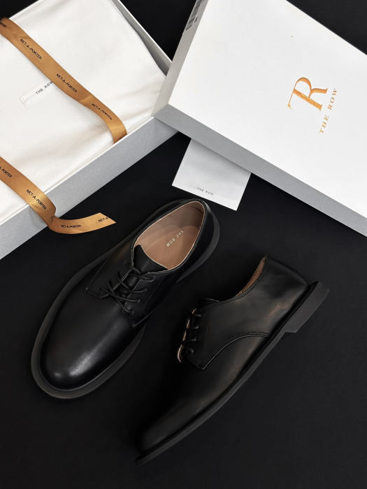 THE ROW Женские туфли из коровьей кожи