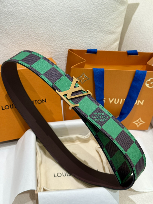 LOUIS VUITTON Мужской двусторонний ремень LV Initiales