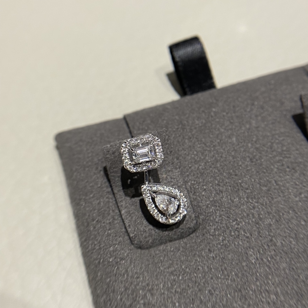 MESSIKA Серьги My Twin 1+2 белое золото и бриллианты MESSIKA Серьги My Twin 1+2 белое золото и бриллианты