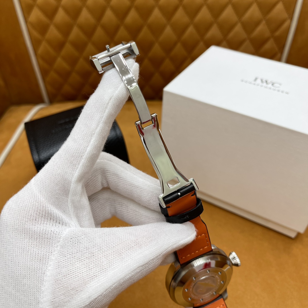 IWC Мужские часы Big Pilot IW501001 46 мм