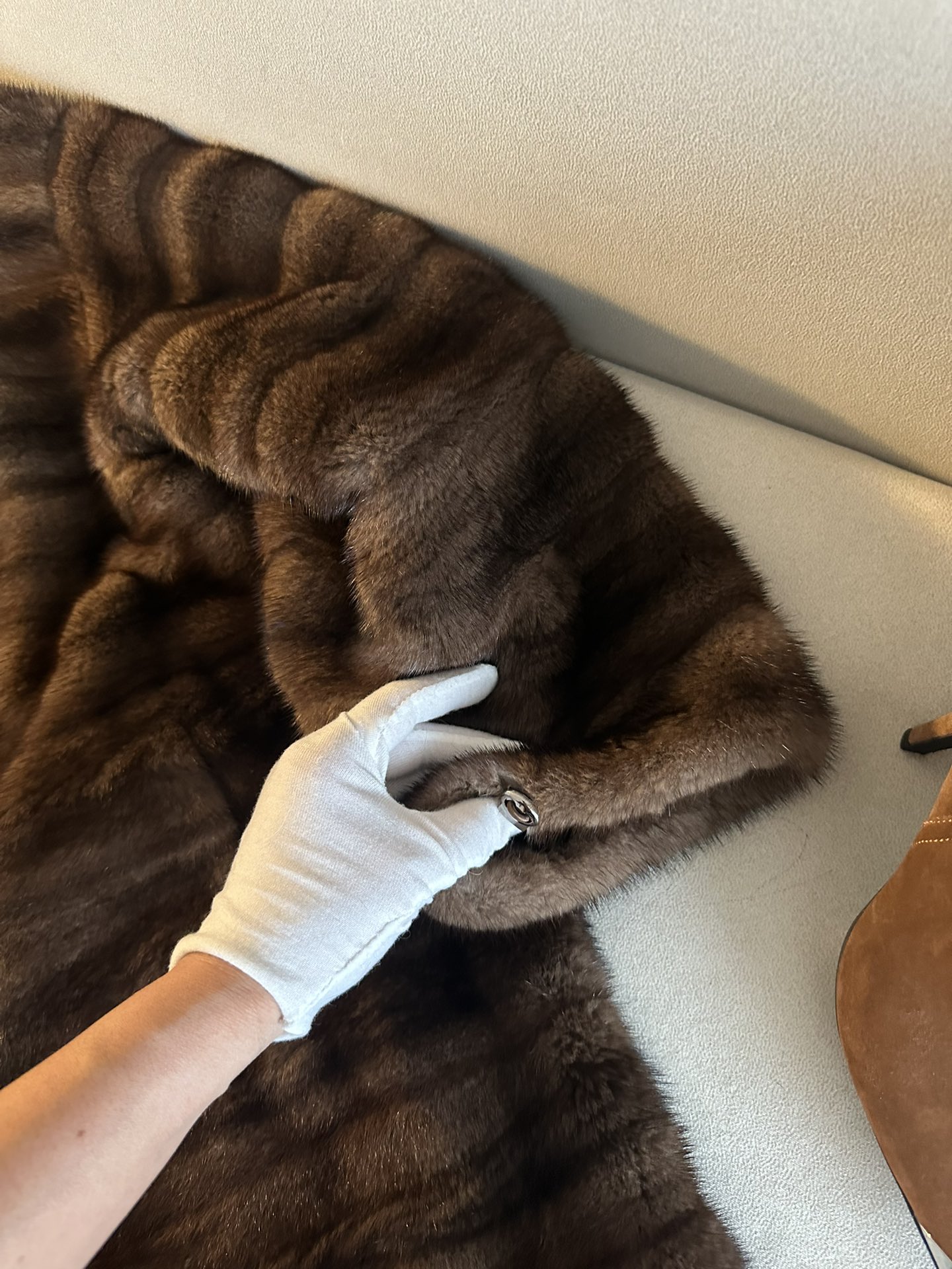 FENDI Женская шуба из норки FENDI Женская шуба из норки