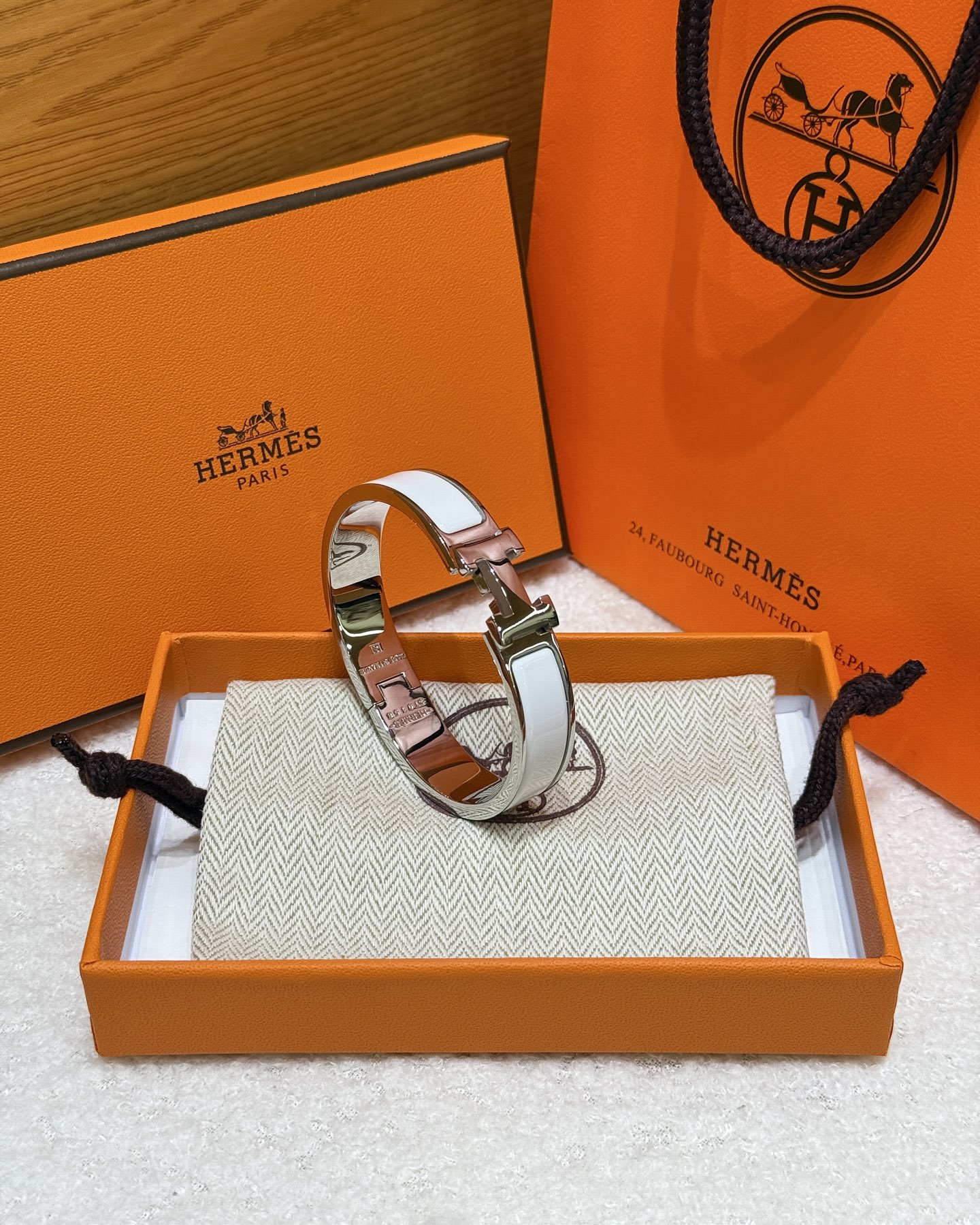 HERMES Браслет Clic H с застёжкой-тогл