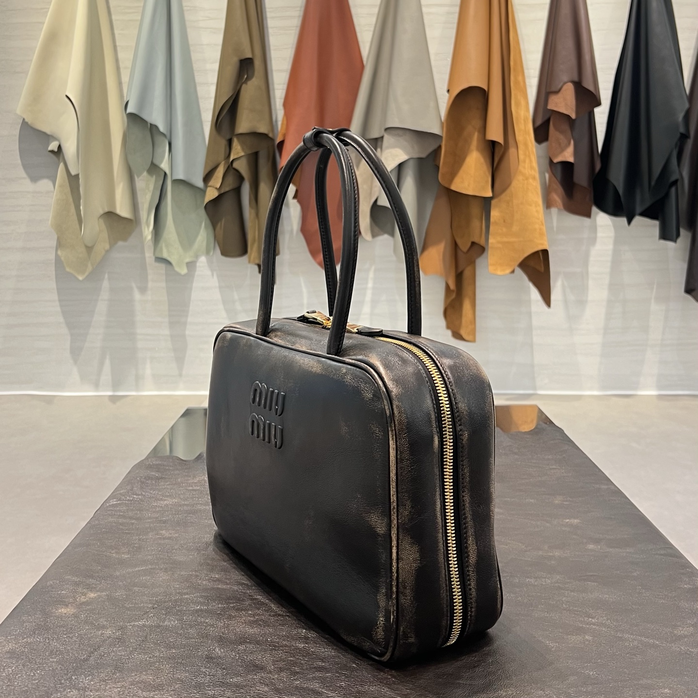 MIU MIU Женская сумка-тоут MIU MIU Женская сумка-тоут