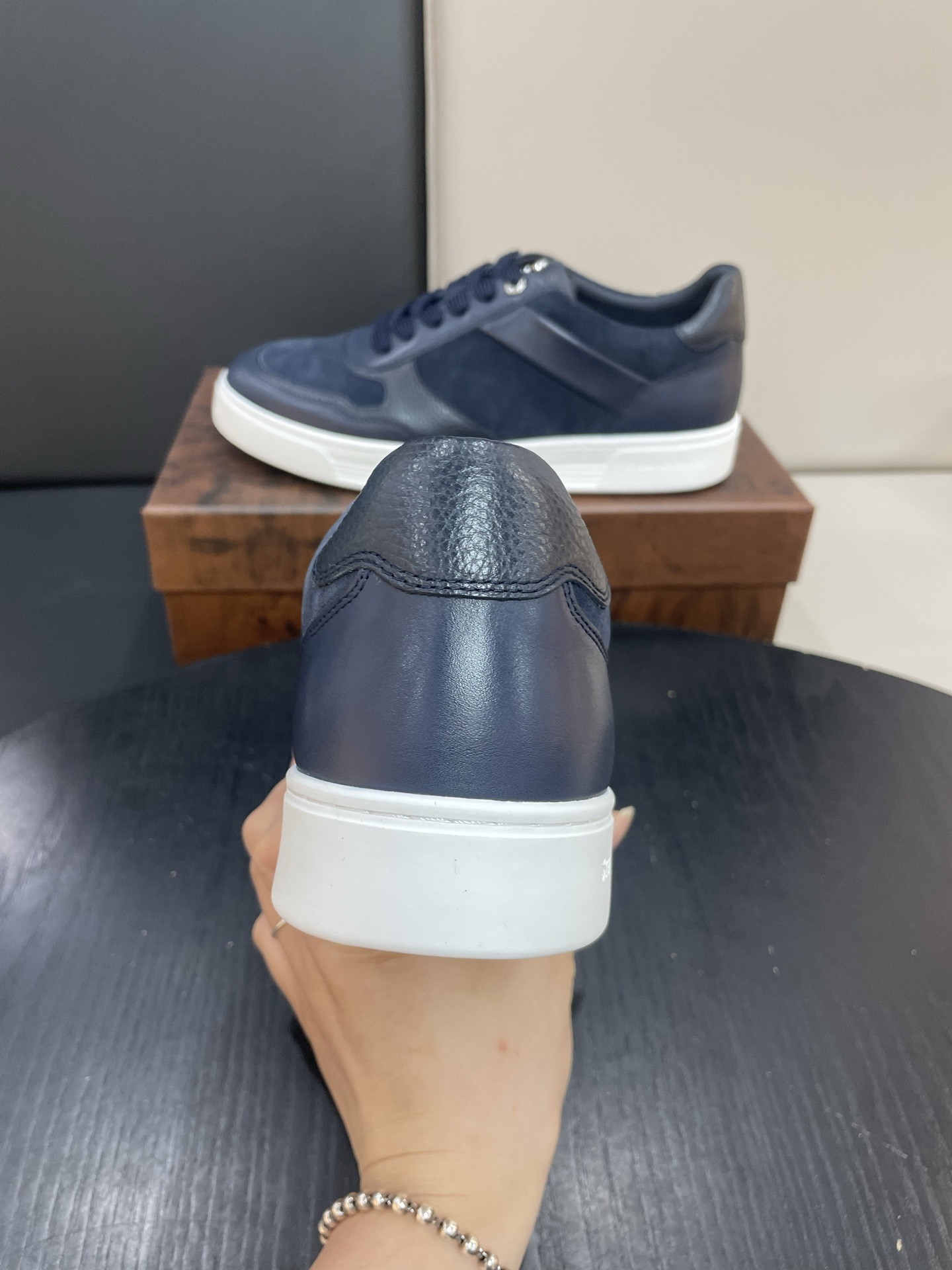 STEFANO RICCI Мужские кроссовки с комбинированным верхом из гладкой кожи и бархатистой замши 