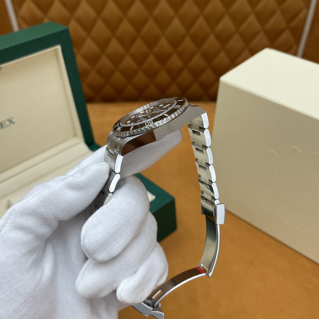 ROLEX Мужские часы Submariner m124060-0001 41 мм ROLEX Мужские часы Submariner m124060-0001 41 мм