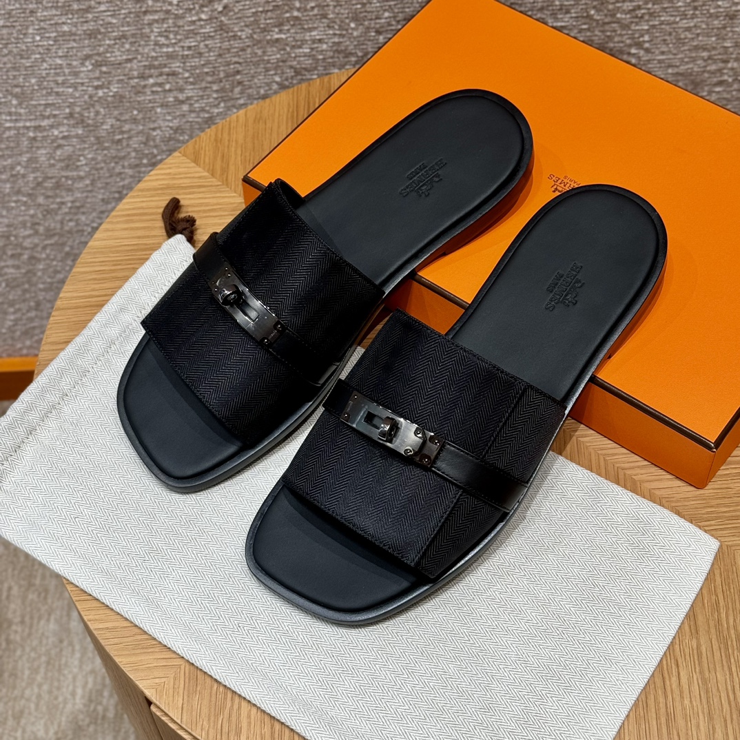 HERMES Мужские сандалии Gabriel