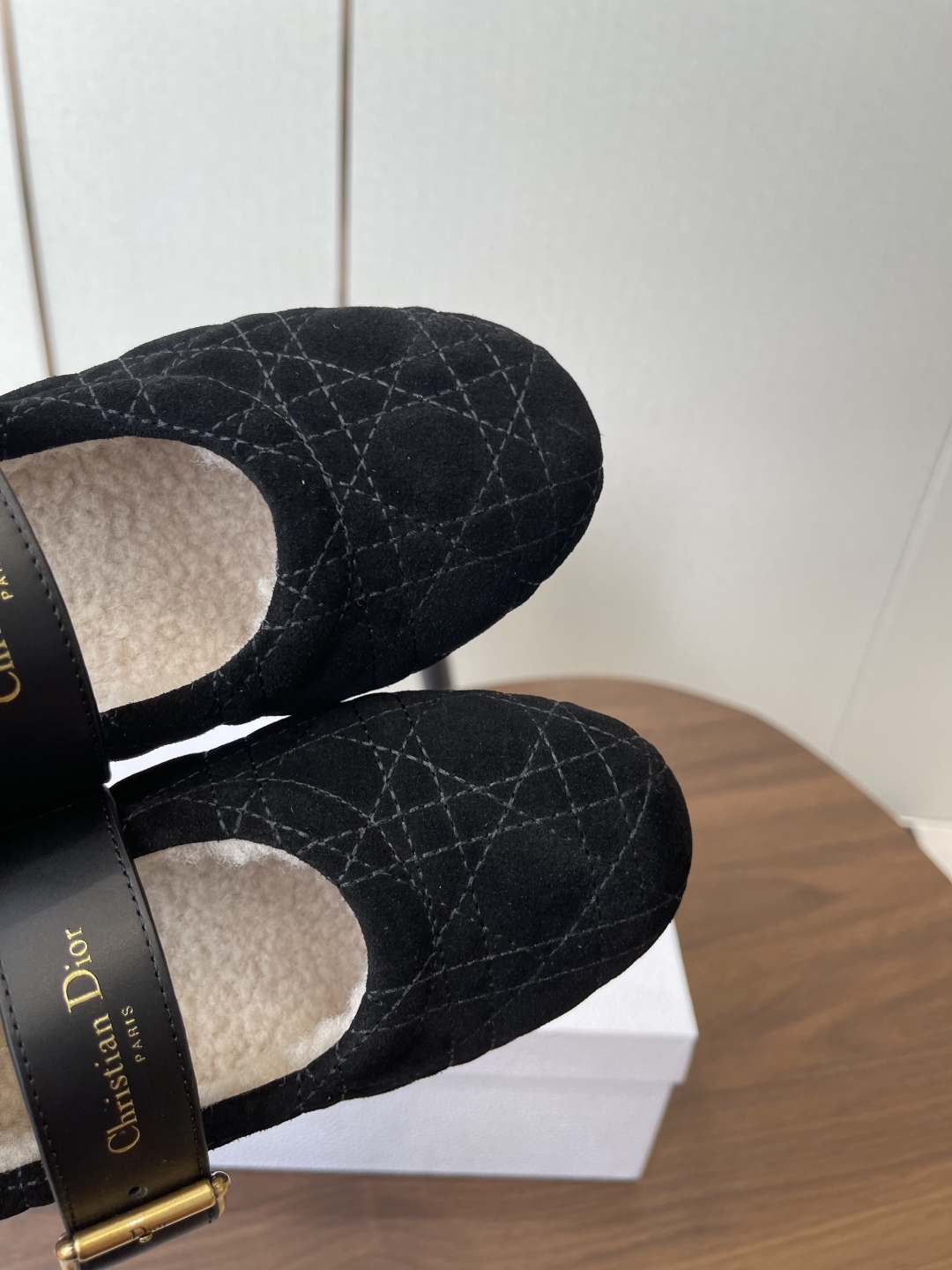 CHRISTIAN DIOR Женские балетки 