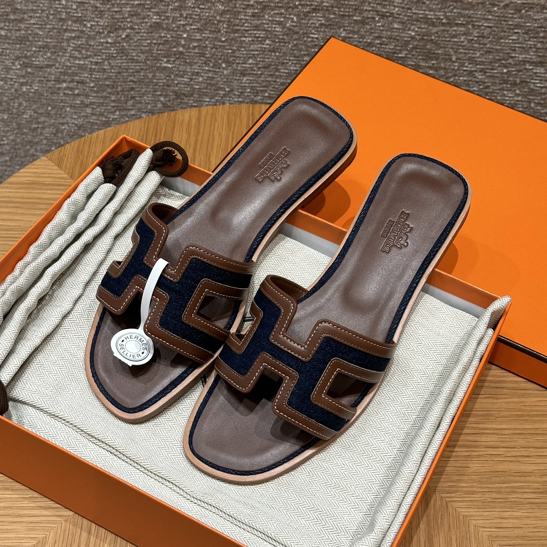 HERMES Женские сандалии Oran деним