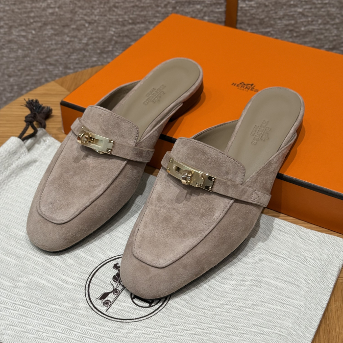 HERMES Женские мюли Oz из замши