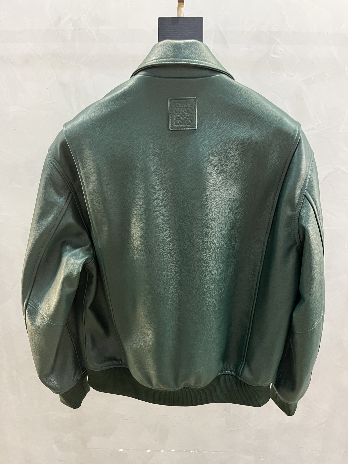 LOEWE Мужская кожаная куртка LOEWE Мужская кожаная куртка