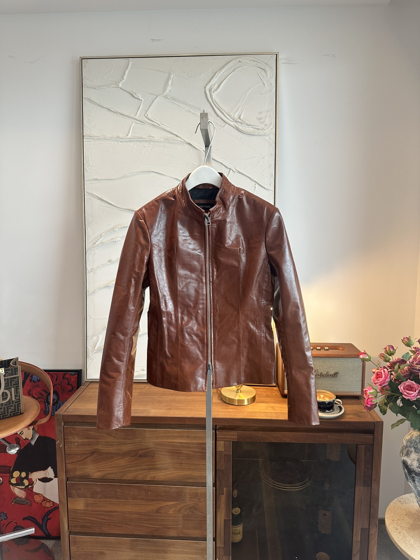 TOM FORD Женская куртка из коровьей кожи TOM FORD Женская куртка из коровьей кожи