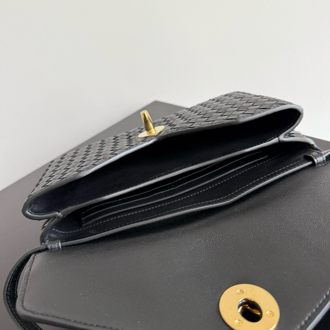 BOTTEGA VENETA Сумка Knot Lock