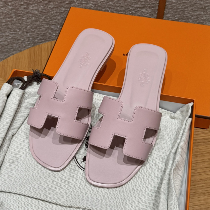 HERMES Женские сандалии Oran из кожи ягнёнка