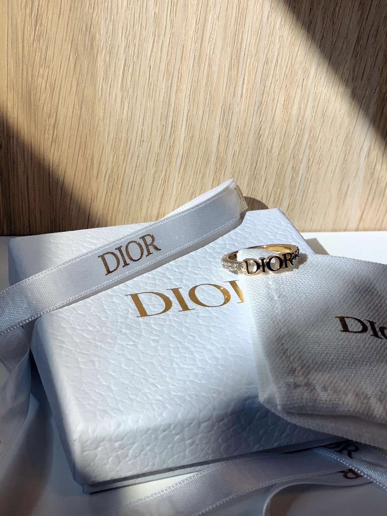 CHRISTIAN DIOR Женское кольцо из латуни CHRISTIAN DIOR Женское кольцо из латуни