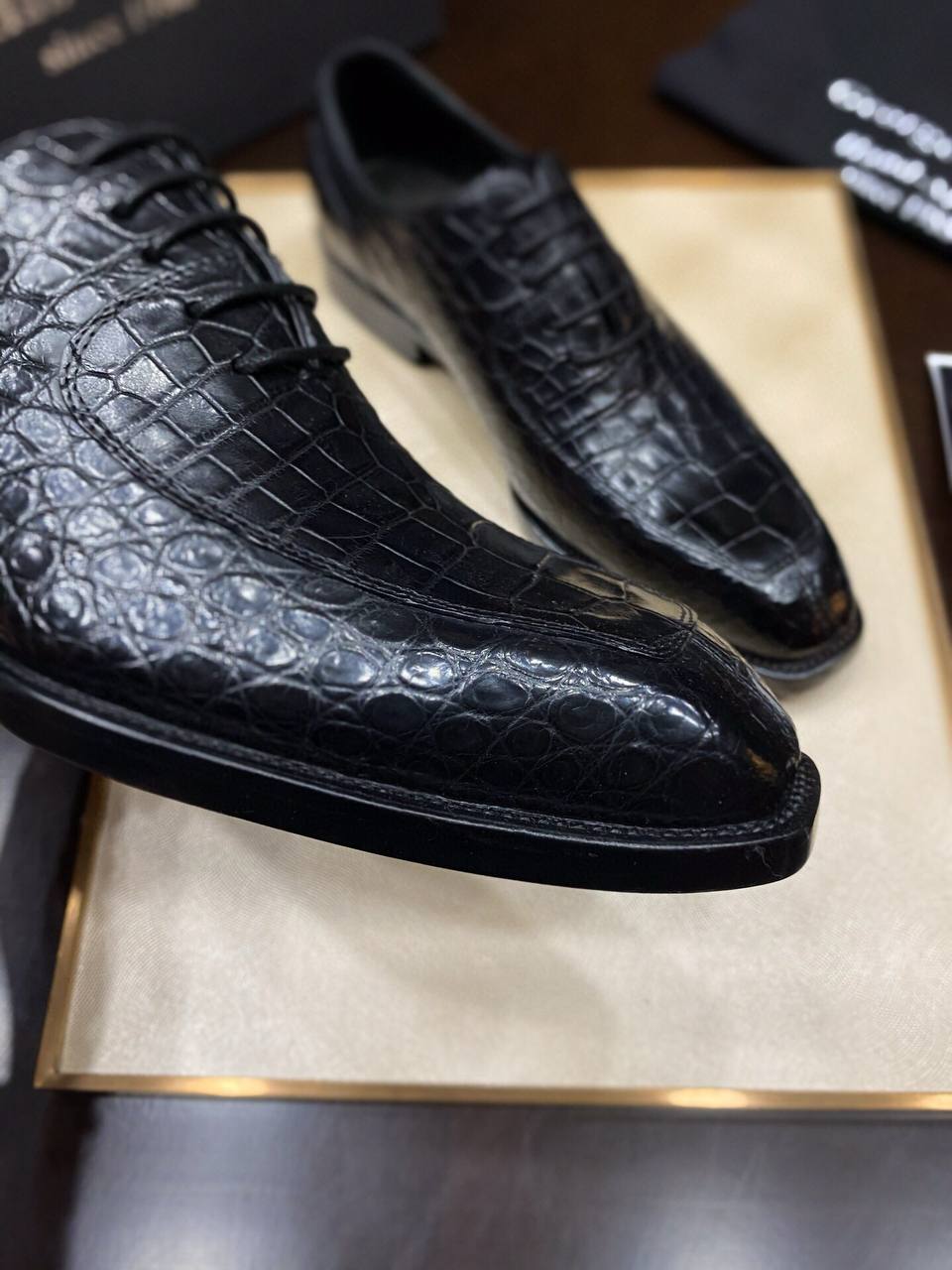 BERLUTI Мужские туфли из кожи крокодила BERLUTI Мужские туфли из кожи крокодила