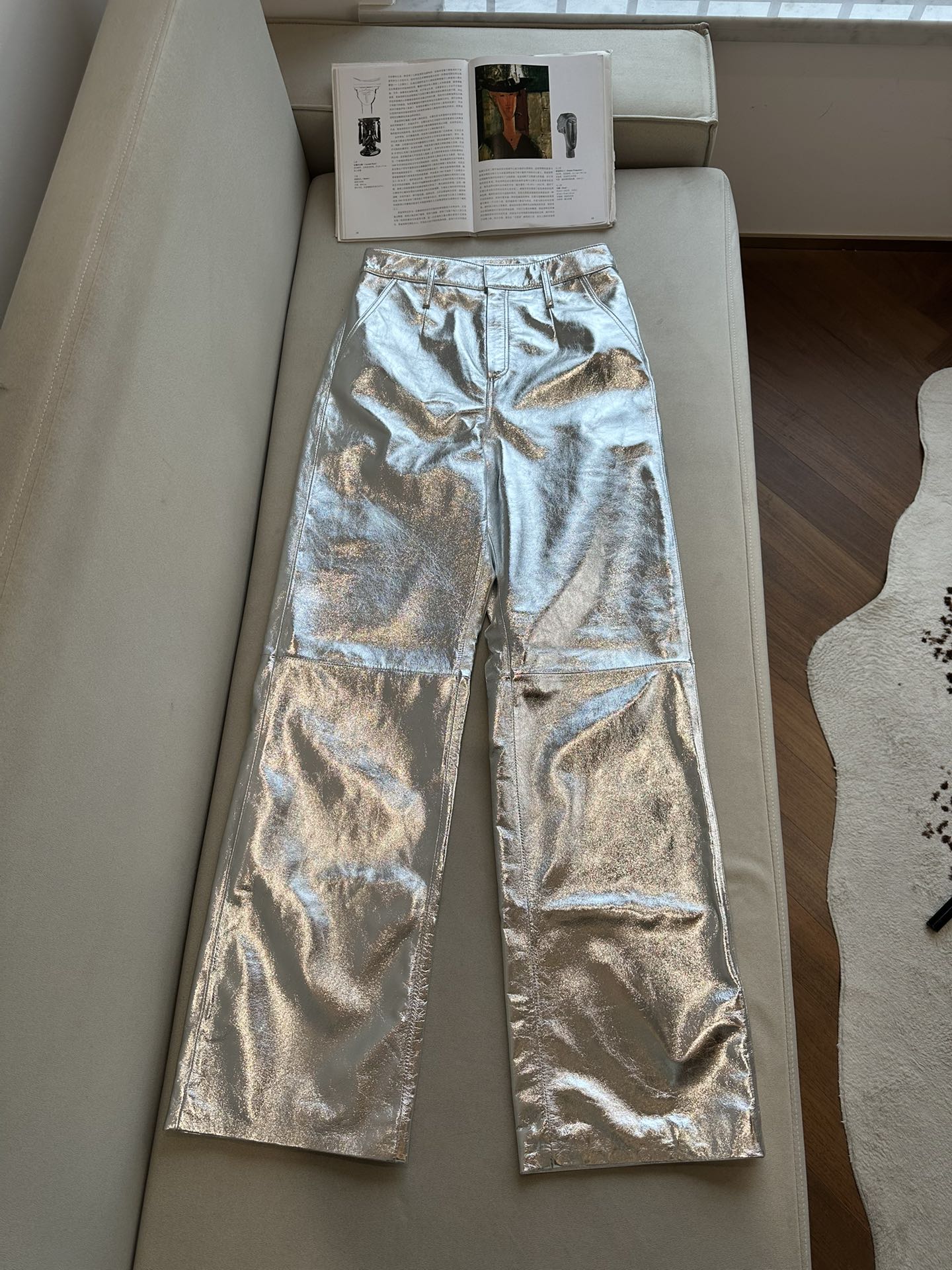 SAINT LAURENT Женские кожаные брюки SAINT LAURENT Женские кожаные брюки