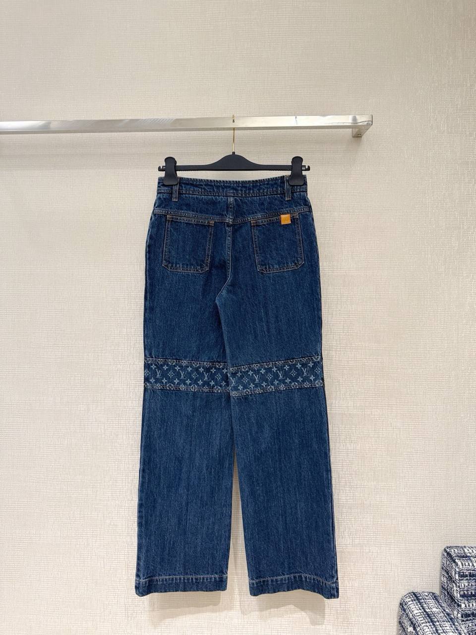 LOUIS VUITTON Женские джинсы LOUIS VUITTON Женские джинсы