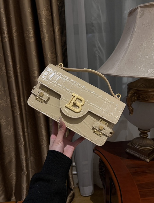 BALMAIN Женская сумка  B-Buzz 24 bag