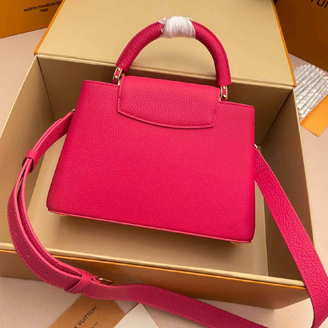 LOUIS VUITTON Женская сумка Capucines