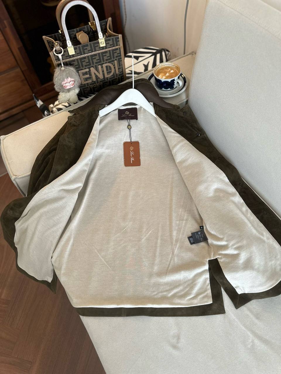 LORO PIANA Женская кожаная куртка из козьей кожи 