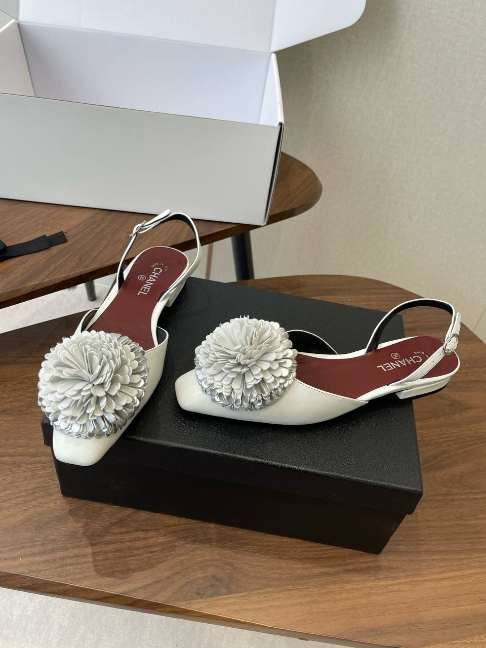 CHANEL Женские туфли из овечьей кожи CHANEL Женские туфли из овечьей кожи