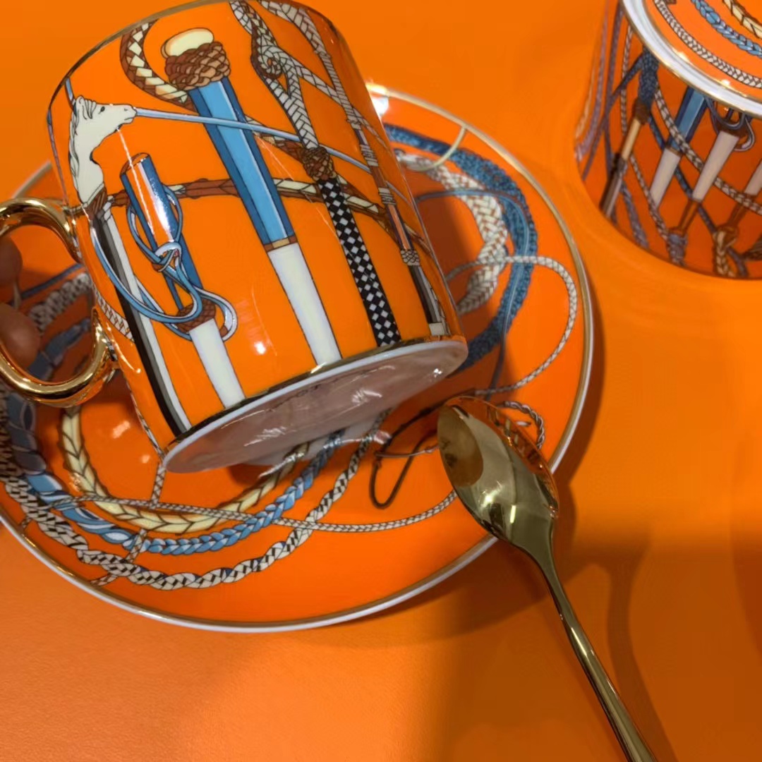 HERMES Чайный сервиз 15 предметов HERMES Чайный сервиз 15 предметов