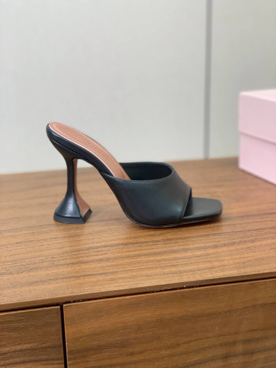 AMINA MUADDI Женские босоножки AMINA MUADDI Женские босоножки