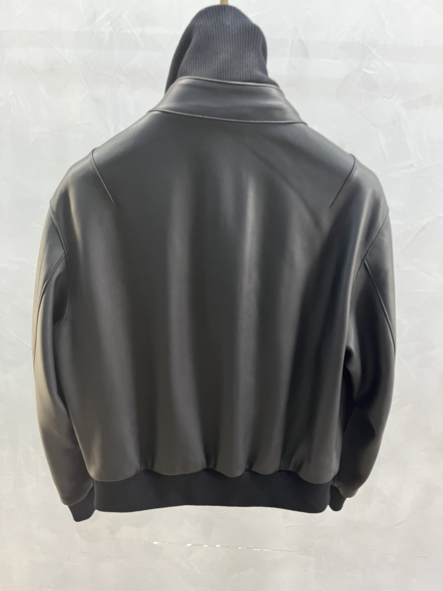 HERMES Мужская кожаная куртка HERMES Мужская кожаная куртка