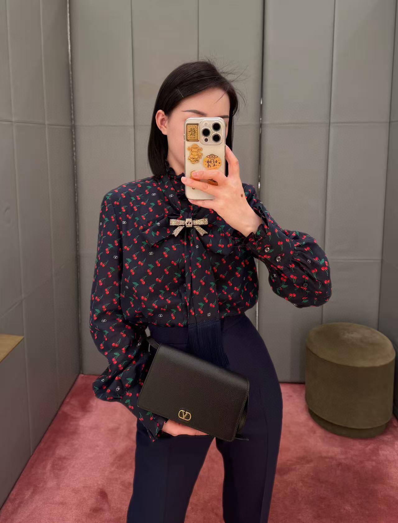 VALENTINO Женская блузка из хлопка VALENTINO Женская блузка из хлопка