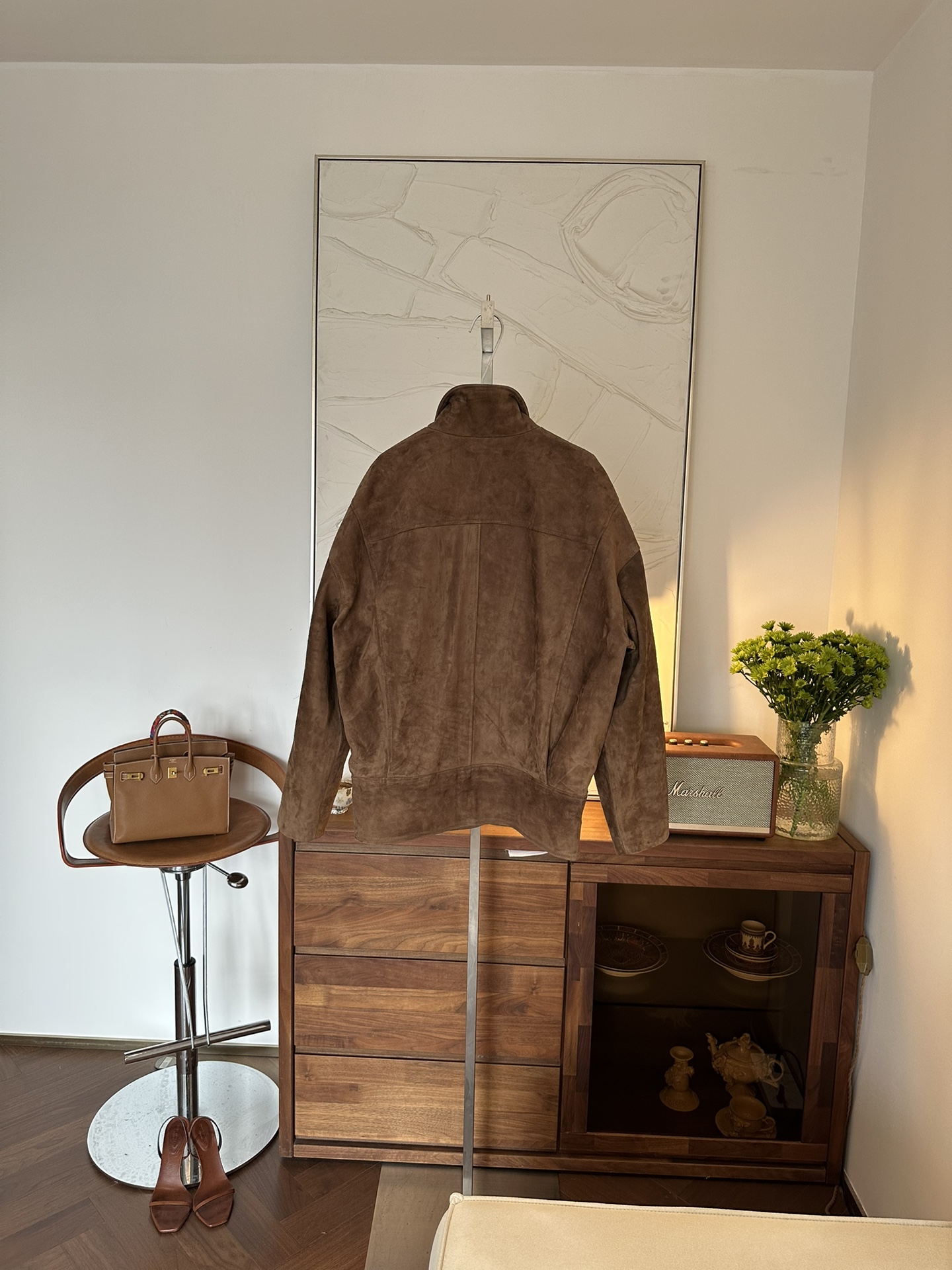 THE ROW Женская куртка из замши с воротником-стойкой коричневая