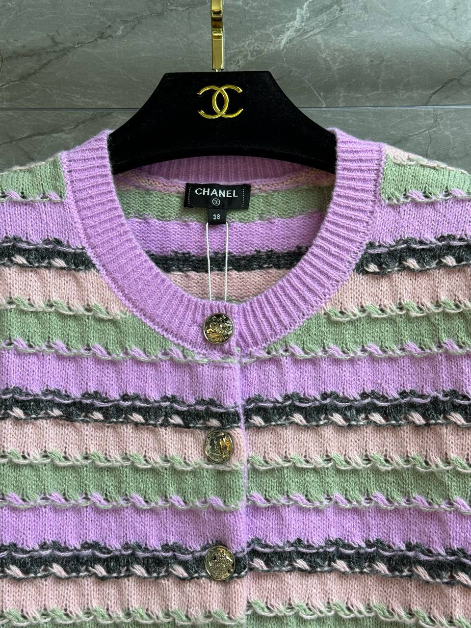 CHANEL Женский кардиган из кашемира  CHANEL Женский кардиган из кашемира
