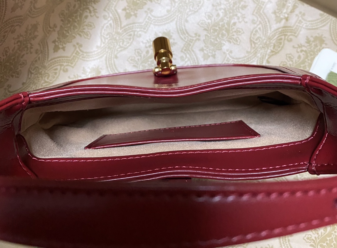 GUCCI Женская сумка Jackie 1961