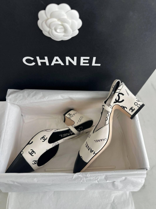 CHANEL Женские туфли слингбэки