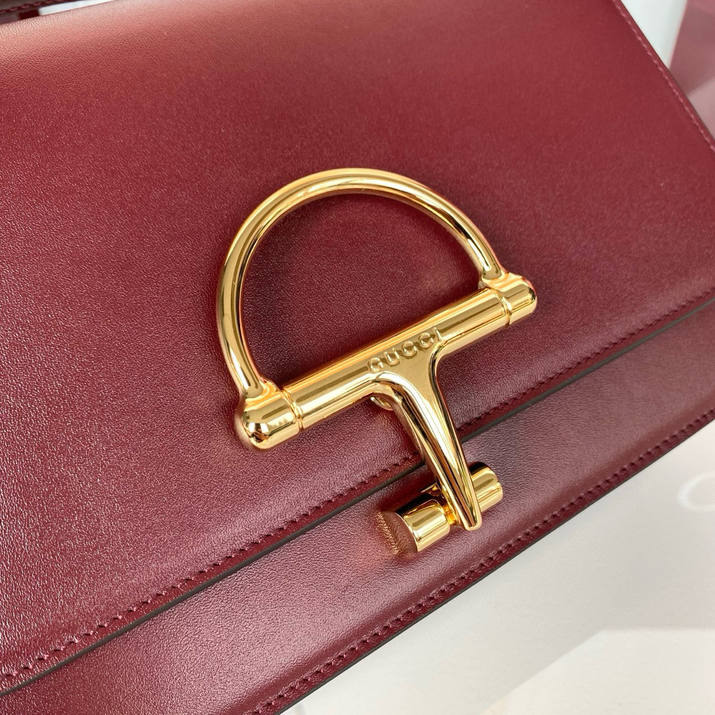 GUCCI Женская сумка Gucci Siena small shoulder bag