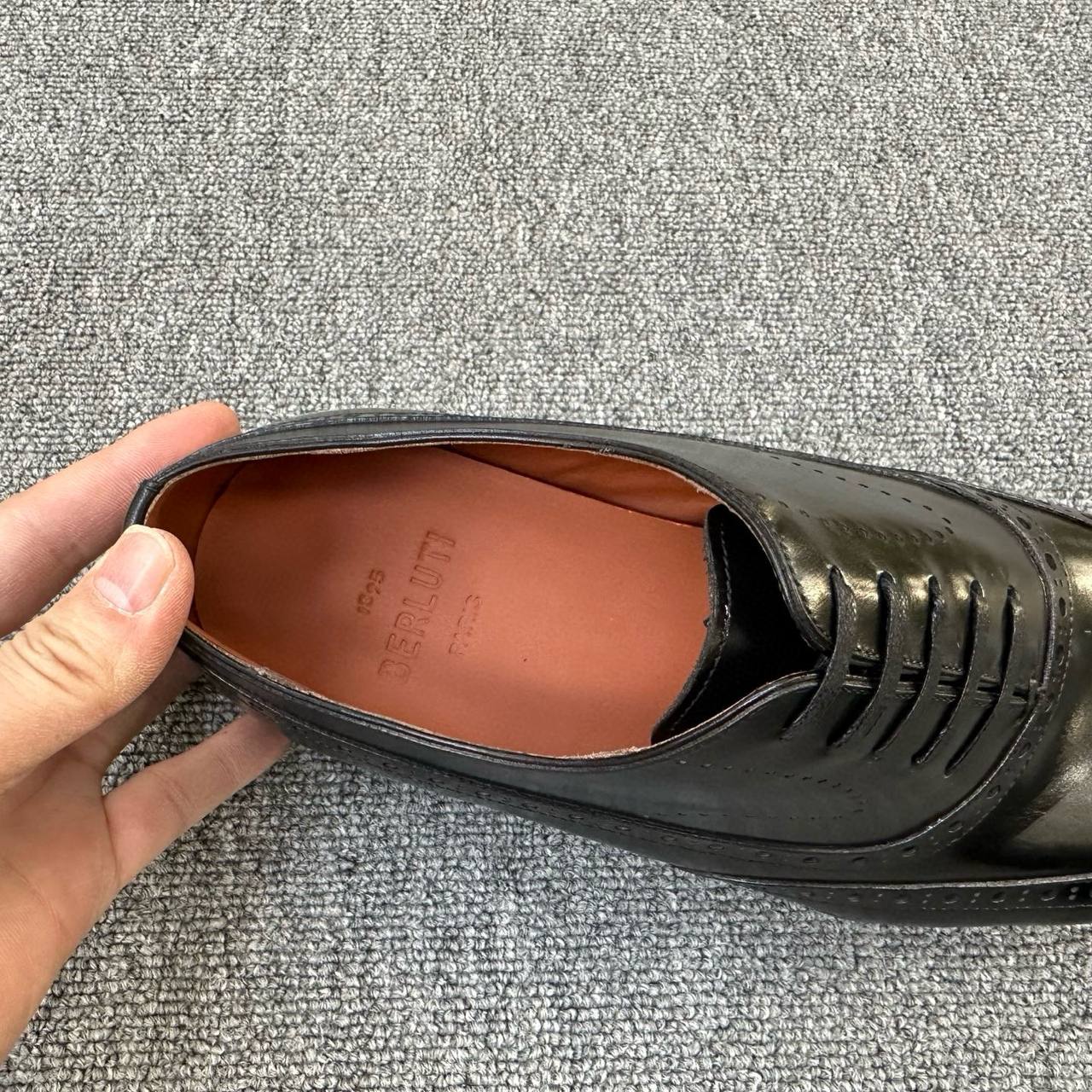 BERLUTI Мужские туфли из телячьей кожи BERLUTI Мужские туфли из телячьей кожи