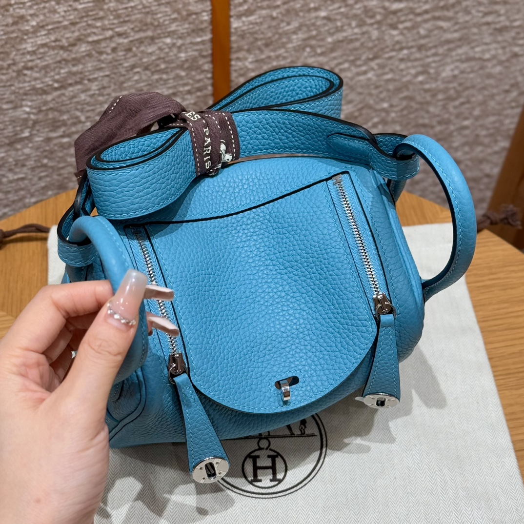 HERMES Женская сумка Lindy 19 см P3 Clemence HERMES Женская сумка Lindy 19 см P3 Clemence