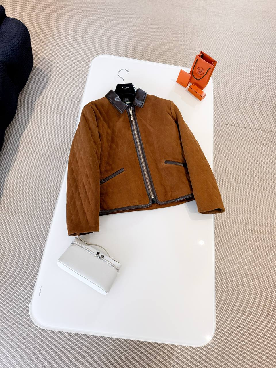 CELINE Женская кожаная куртка CELINE Женская кожаная куртка