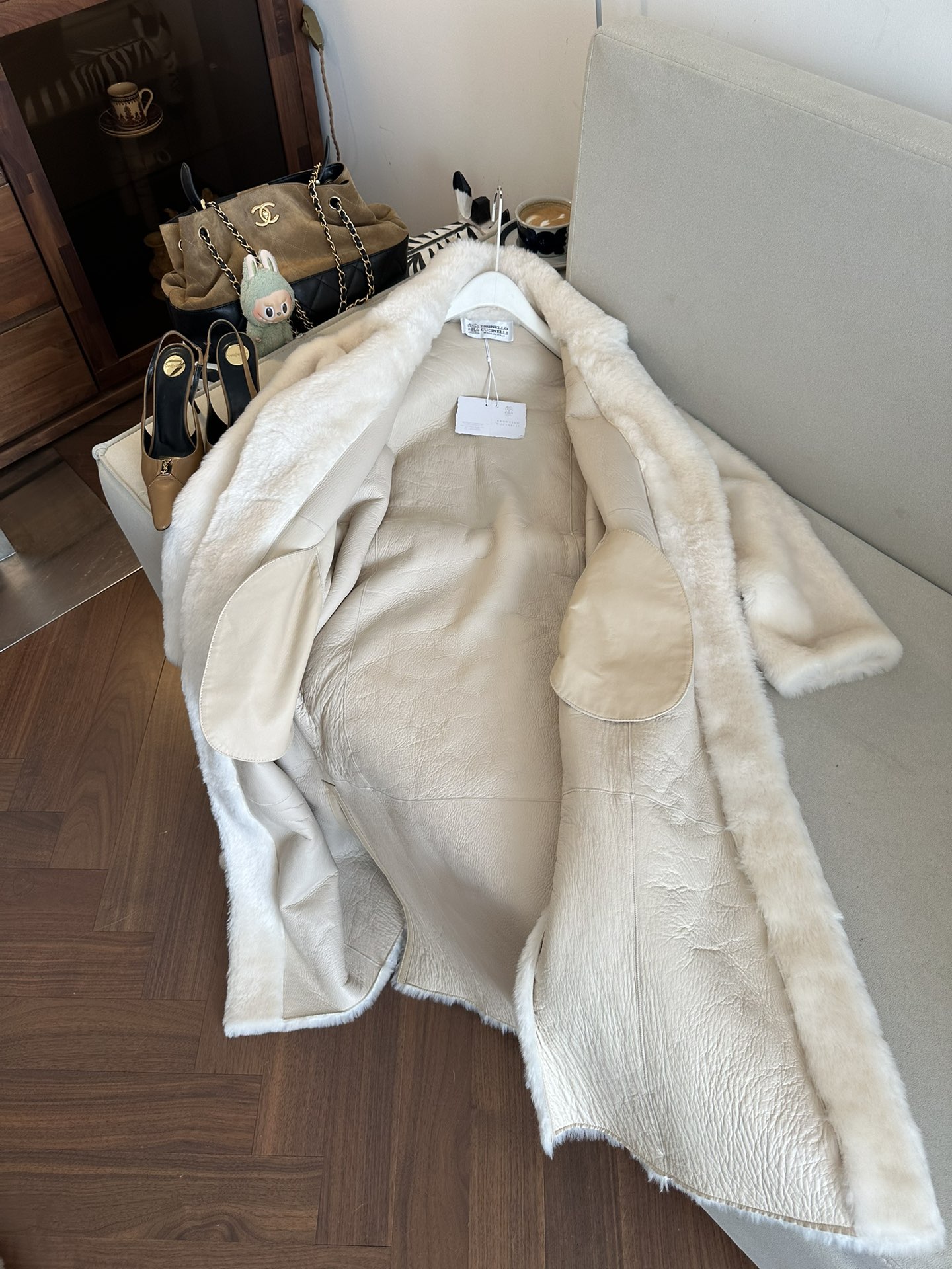 BRUNELLO CUCINELLI Женская шуба BRUNELLO CUCINELLI Женская шуба