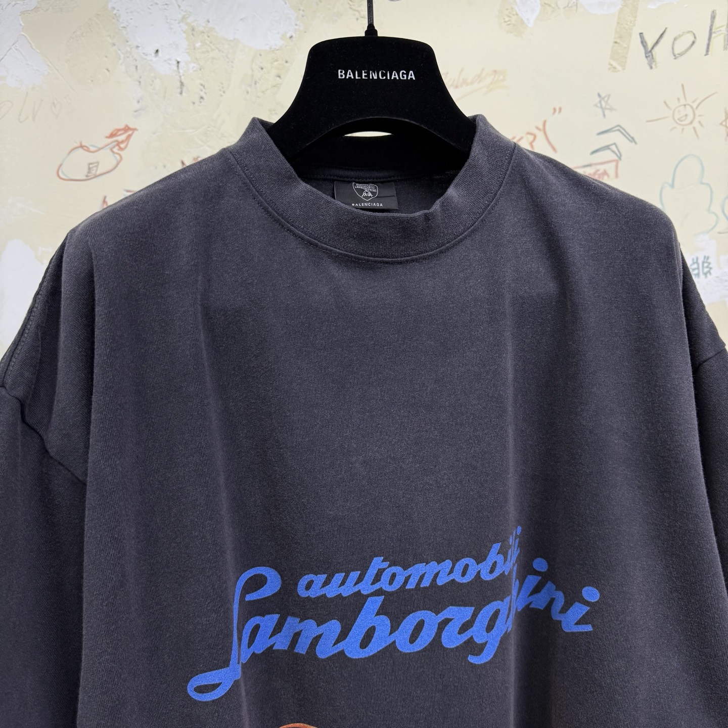 BALENCIAGA Мужская футболка коллаборация Balenciaga x Lamborghini BALENCIAGA Мужская футболка коллаборация Balenciaga x Lamborghini