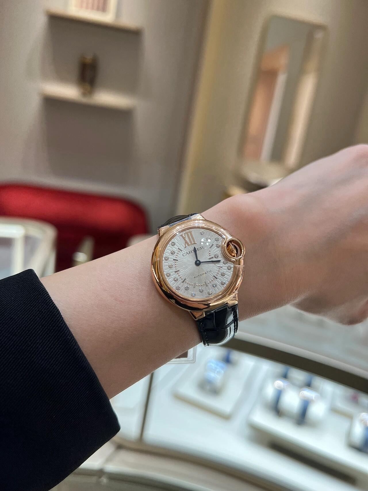 CARTIER Женские часы Cartier Ballon Bleu 33 WGBB0052 CARTIER Женские часы Cartier Ballon Bleu 33 WGBB0052