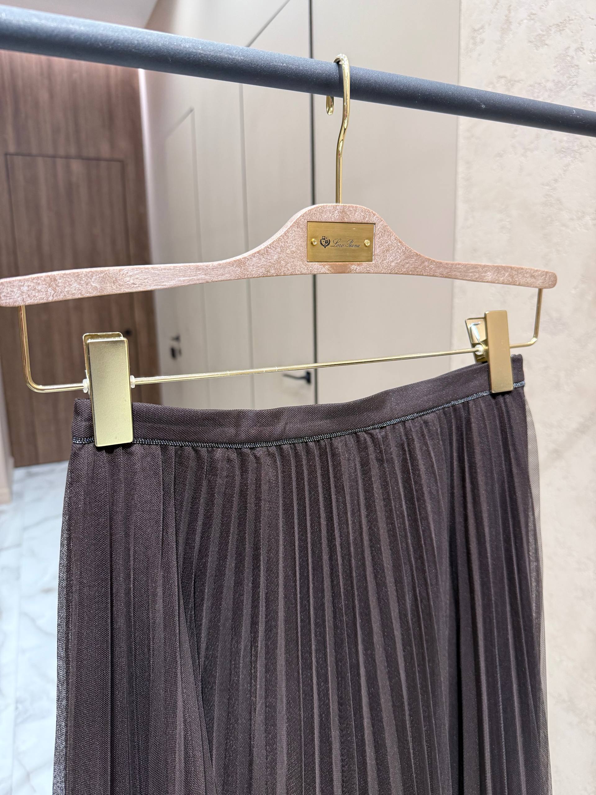 BRUNELLO CUCINELLI Женская юбка из легкого струящегося материала BRUNELLO CUCINELLI Женская юбка из легкого струящегося материала