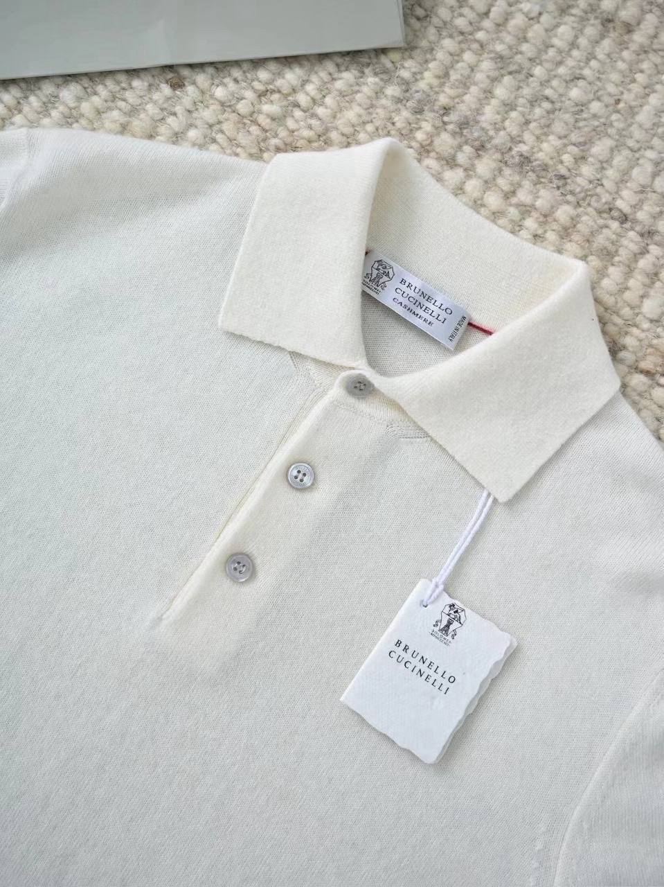 BRUNELLO CUCINELLI Мужское поло из кашемира  BRUNELLO CUCINELLI Мужское поло из кашемира